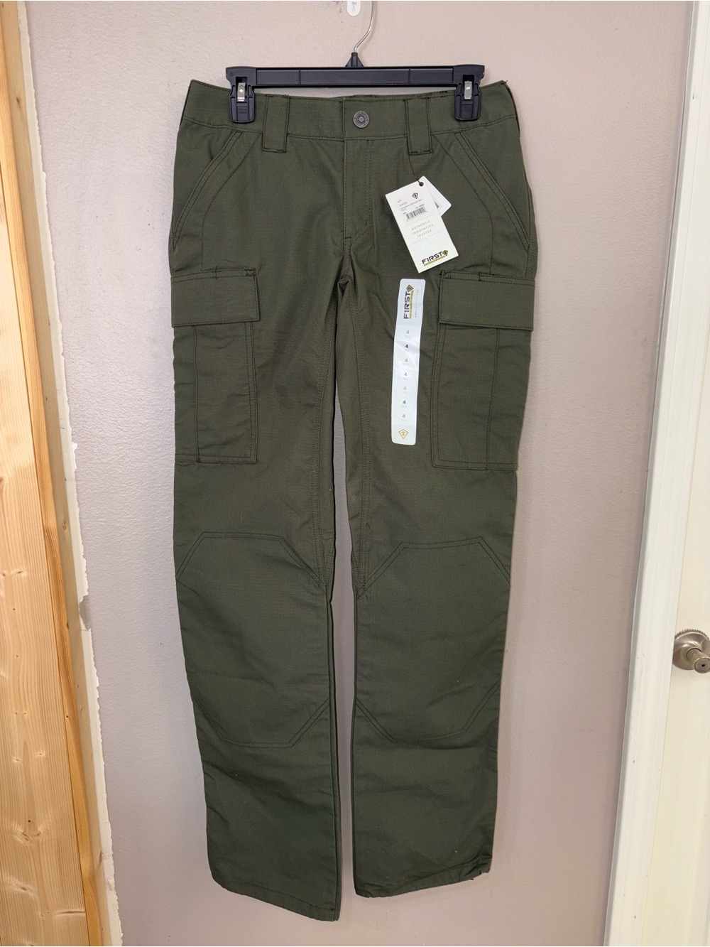 NWT Women’s Olive Cargo Utility Pants – Outdoor Workwear